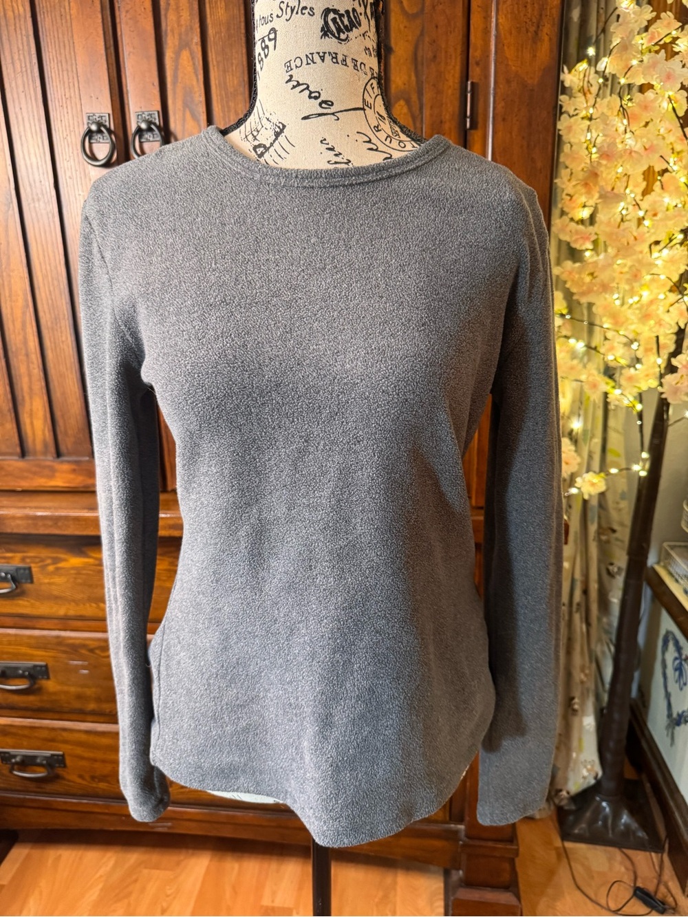 Cuddl Duds Heather Gray Lightweight Crewneck Sweater